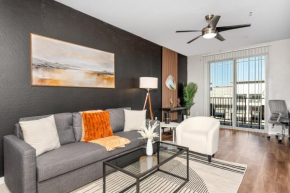 2BR Tempe Retreat Pool Gym Pets OK